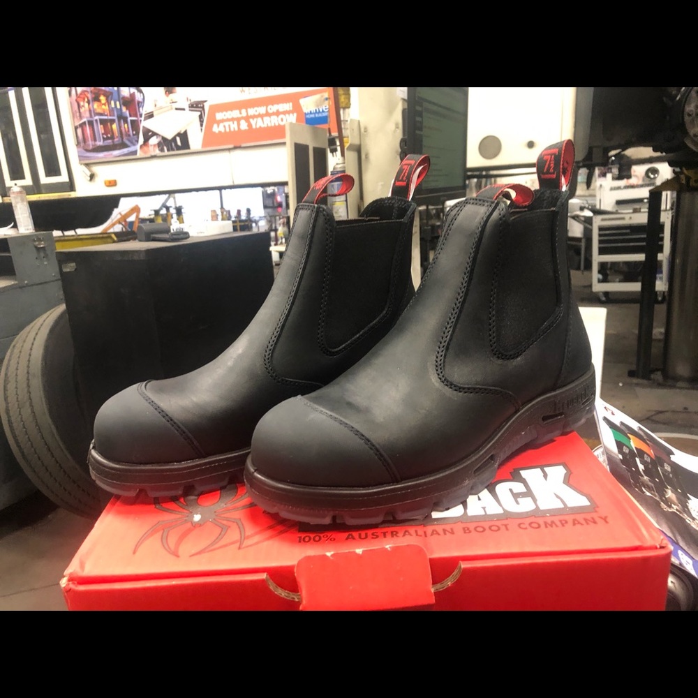 RedBack Boots - Picture 3 of 4